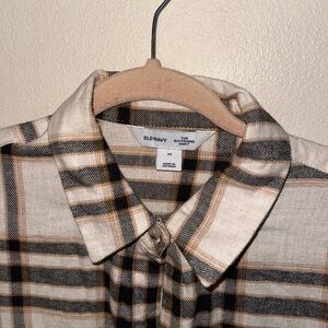 Old Navy Flannel | Cream and Brown Size Medium